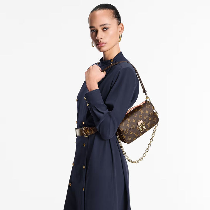 LV Pochette Métis East West Monogram Canvas for Women‎ 8.5in/21.5cm M46279